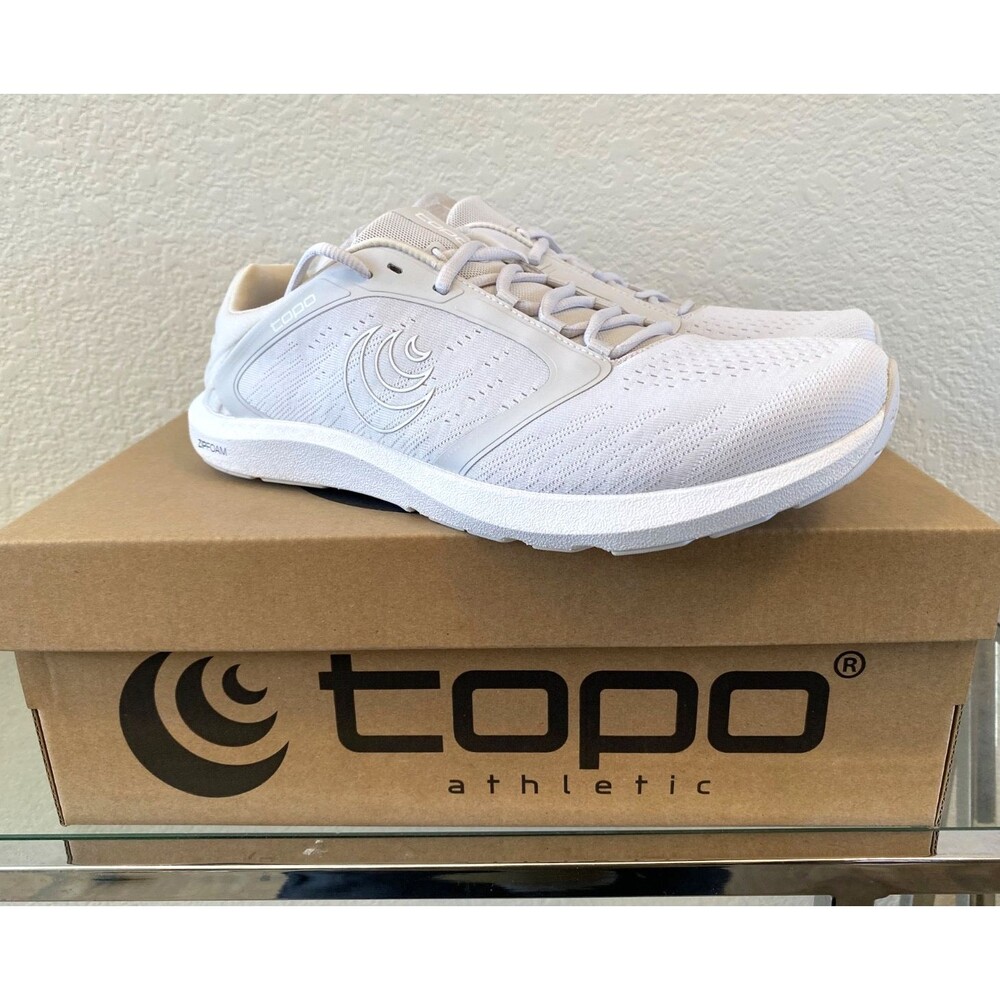 Topo Athletic Women's White/Light Gray Running Shoes NIB